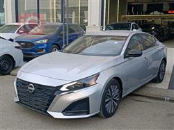 نیسان ئەلتیما